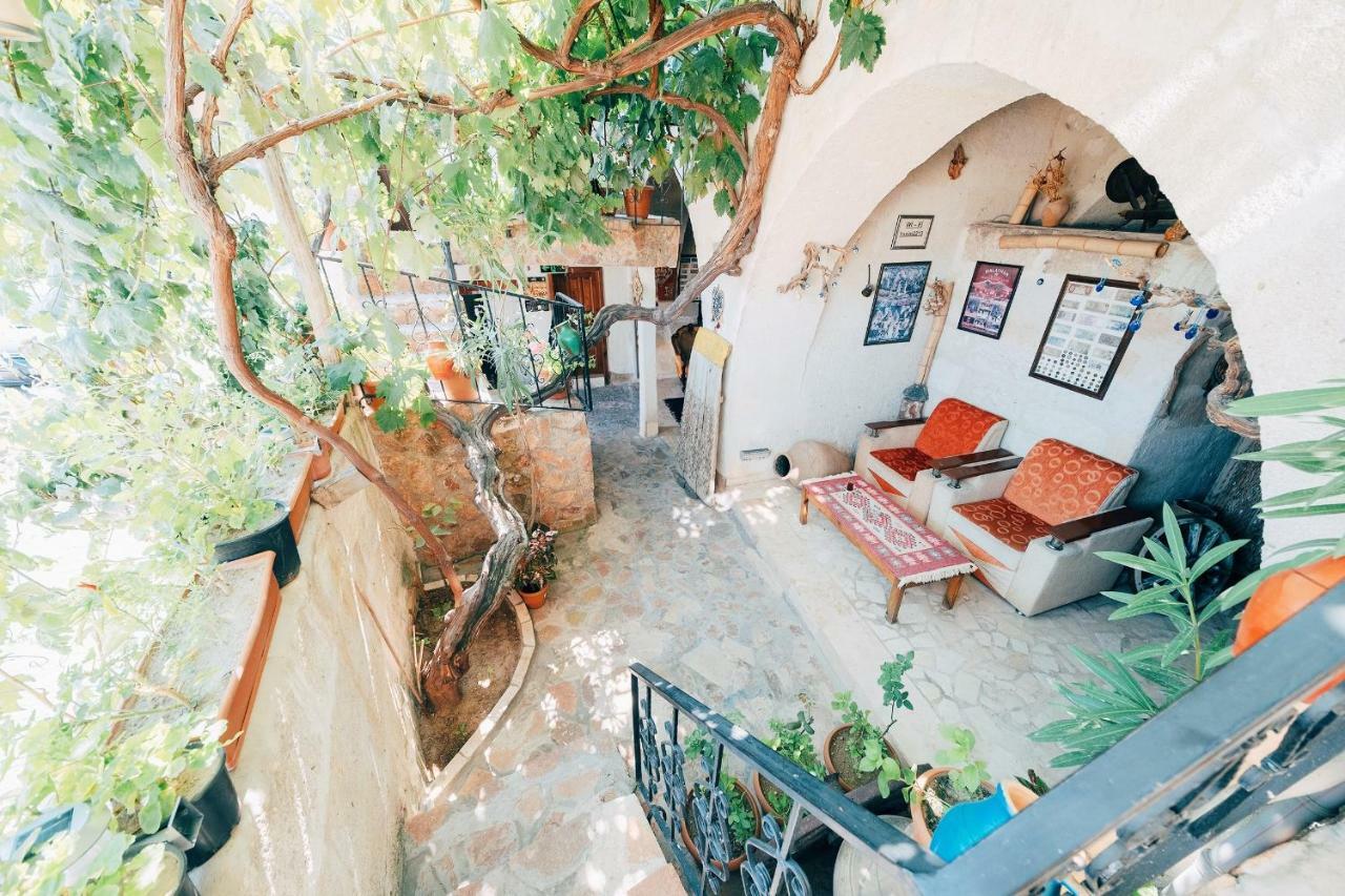 Hotel Avlu Cave House à Göreme Extérieur photo